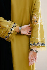 ZARA SHAH JAHAN - 3PC DHANAK EMBROIDERED SHIRT WITH DHANAK EMBROIDERED SHAWL AND TROUSER - HZG2327