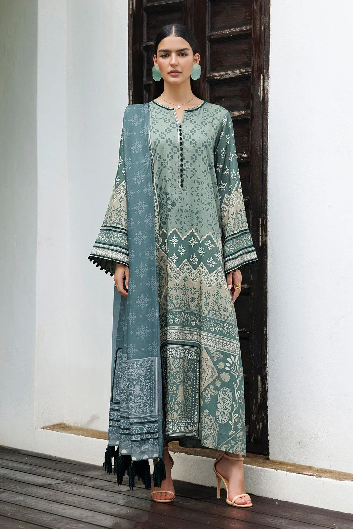 BAROQUE - 3PC KARANDI PRINTED SHIRT WITH KARANDI PRINTED SHAWL AND TROUSER - HZG3144